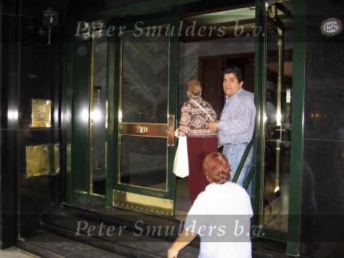 Buenos Aires mei 2006
Entree huis ouders Maxima in het centrum van Buenos Aires.