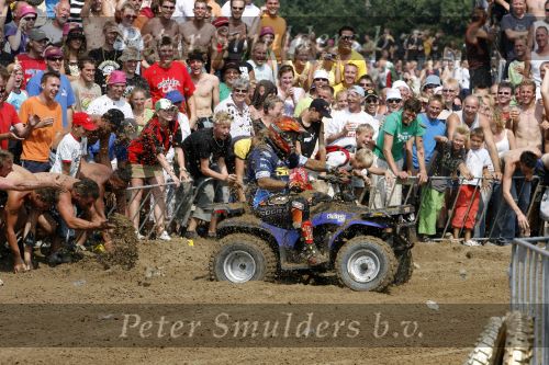 Lichtenvoorde 23 juli 2006
De zwarte cross met diverse BN ers.
Mental Theo Nabuurs
