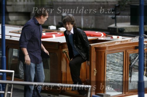 Amsterdam 1 augustus 2006
Mick Jagger gaat varen met zijn kinderen en vrienden .