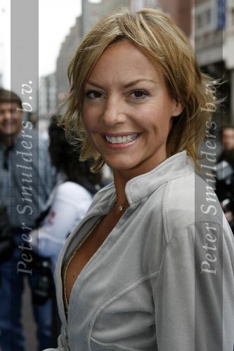 Amsterdam 16 mei 2006
Premiere film Famke Jansen in pathe de munt.
Mickey Hoogendijk