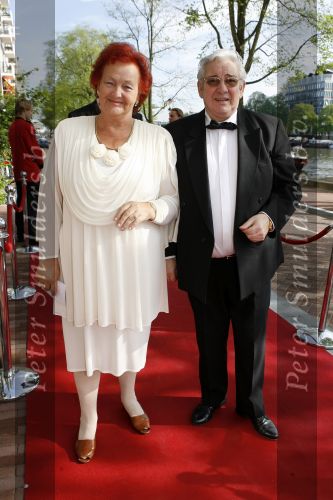 Amsterdam 20 juni 2006
Ingeborg Douwes gala in carre.
Mien Froger en Bolle jan
Peter Smulders bv