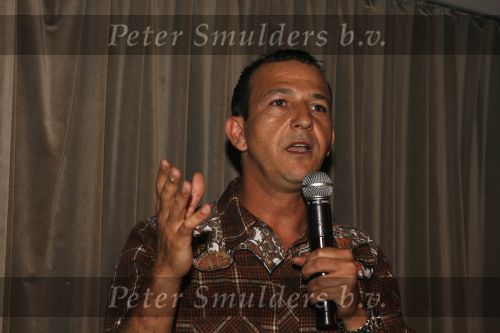 Amsterdam 19 mei 2006
Presentatie blad Gullit in vak zuid.
Ruud met Linda de Mol en najib 
Peter Smulders bv