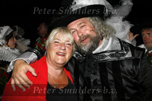 Amsterdam 15 juli 2006
Premiere Rembrandt in Carre.
Bert Simhoffer met Nelly frijda