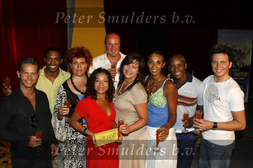 Amsterdam 19 juli 2006
Perspresentatie the Wiz in focus studios.
Danny de Munk Danny Yanga Jamai Looman Jeroen Phaff Jerrel Nurlaila