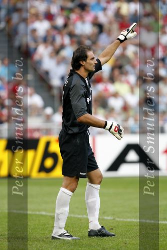 Amsterdam 13 augustus 2006
AJAX-PSV 3-1 om de Johan Cruyffschaal in de arena.
Oscar moens
Peter Smulders bv