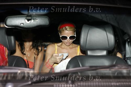 Ibiza 27 juli 2006
Paris Hilton op stap bij club Pasha op Ibiza.