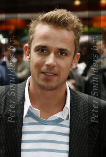 Amsterdam 26 juni 2006
Premiere over the edge in Tushinsky.
Patrick Martens met een vriendin
Peter Smulders bv