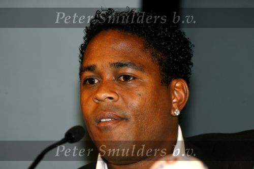 Amsterdam 29 mei 2006
Presentatie boek Patrick Kluivert in hotel Krasnapolsky.
Patrick  
Peter Smulders bv
