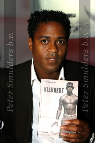 Amsterdam 29 mei 2006
Presentatie boek Patrick Kluivert in hotel Krasnapolsky.
Patrick  
Peter Smulders bv