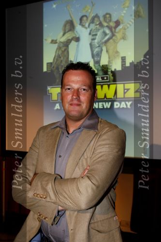 Amsterdam 19 juli 2006
Perspresentatie the Wiz in focus studios.
Peter Rijnbeek