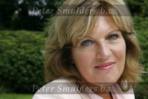 Laren 23 augustus 2006
Presentatie avro bij de singer laren.
Pia Dijkstra.