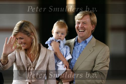 Apeldoorn 18 augustus 2006
Fotosessie Koningin Beatrix met Maxima Prins Willem Alexandert Amalia Alexia en de keizerlijke hoogheden van Japan Prins Naruhito Prinses Masako en prinses Aiko op paleis het Loo.