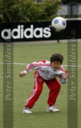 Amsterdam 2 juni 2006
Justin Kluivert op training bij de ajax jeugd. Justin is gescout door AJAX. Papa Patrick en moeder Angela waren natuurlijk bij de eerste training. Quincy  Kluivert
Peter Smulders bv