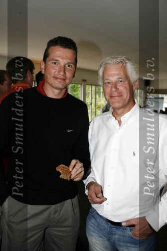 Naarderbos 1 juni 2006
Golfdag tbv de Richard Krajicek foundation.
Richard Krajicek en Frank tempelman
Peter Smulders bv