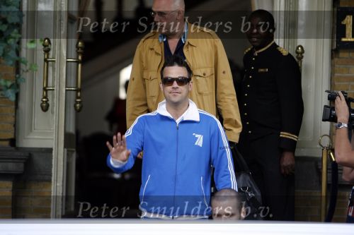 Amsterdam 20 juni 2006
Robbie Williams logeert in het amstel hotel.
Robbie verlaat het hotel om 17.56 uur.
Peter Smulders bv