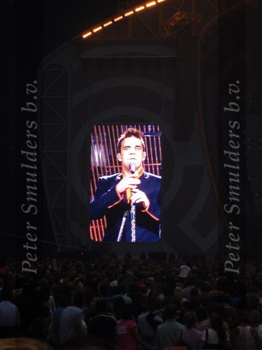 Amsterdam 22 juni 2006
Robbie Williams optreden in de arena.
het podium
Peter Smulders bv