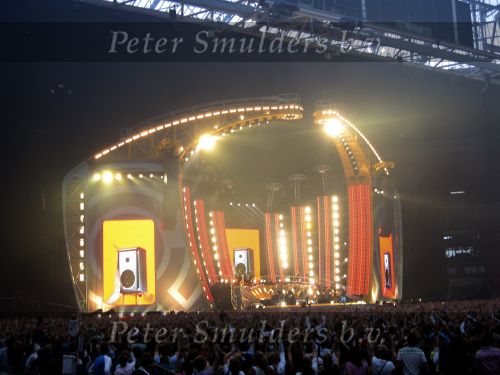 Amsterdam 22 juni 2006
Robbie Williams optreden in de arena.
het podium
Peter Smulders bv