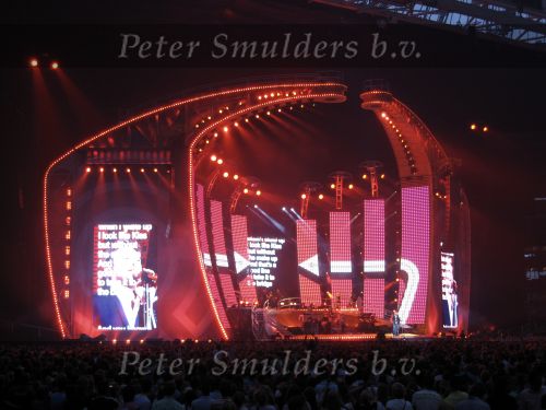 Amsterdam 22 juni 2006
Robbie Williams optreden in de arena.
het podium
Peter Smulders bv