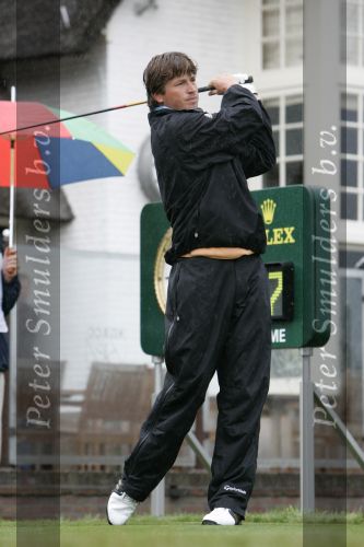 Zandvoort, 10 Augustus 2006
Dutch KLM Open Golf 2006 Kennemer golfclub
Robert Jan Derksen in de regen