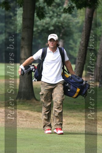 Best, 28 t/m 30 Juli 2006
NK Matchplay 2006 Golf Dames & Heren op BEST GCC
robert v d Broek als caddy voor zijn leerlinge Lianne The