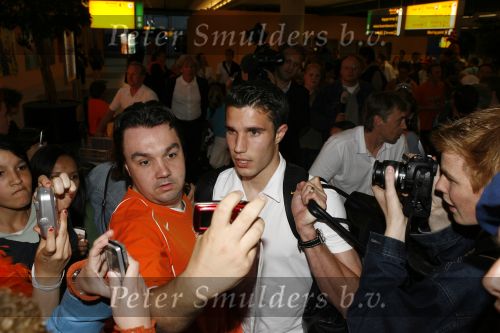 Schiphol 26 juni 2006
Aankomst nederlands elftal na wk.
Robin v Persie
Peter Smulders bv