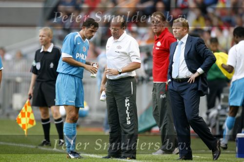 Amsterdam 13 augustus 2006
AJAX-PSV 3-1 om de Johan Cruyffschaal in de arena.
Ronald Koeman Mart v d Heuvel en Philip Cocu
Peter Smulders bv