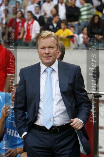 Amsterdam 13 augustus 2006
AJAX-PSV 3-1 om de Johan Cruyffschaal in de arena.
Ronald Koeman 
Peter Smulders bv