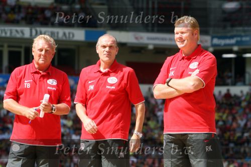 Eindhoven, 31 Juli 2006 Open Dag PSV 2006
De nieuwe trainersstaf v.l.n.r. Tonni Bruins slot, Jan wouters en Ronald Koeman