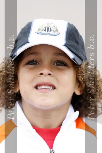 Amsterdam 2 juni 2006
Justin Kluivert op training bij de ajax jeugd. Justin is gescout door AJAX. Papa Patrick en moeder Angela waren natuurlijk bij de eerste training. Ruben Kluivert
Peter Smulders bv