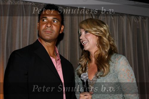 Amsterdam 19 mei 2006
Presentatie blad Gullit in vak zuid.
Ruud met Linda de Mol