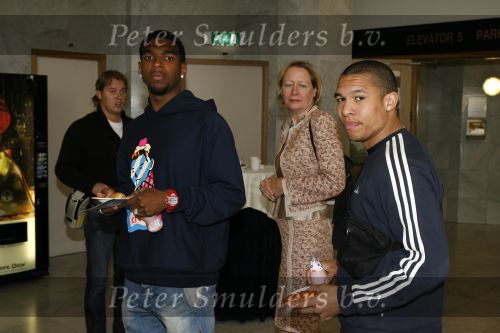 Amsterdam 29 mei 2006
Presentatie boek Patrick Kluivert in hotel Krasnapolsky.
Nigel de Jong en Ryan Babel
Peter Smulders bv