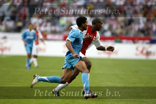 Amsterdam 13 augustus 2006
AJAX-PSV 3-1 om de Johan Cruyffschaal in de arena.
Ryan Babel en Michael lamey
Peter Smulders bv