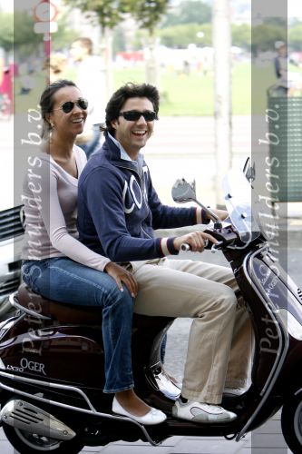 Amsterdam 5 augustus 2006
Sander Lusink met zijn vriendin op vespa scooter