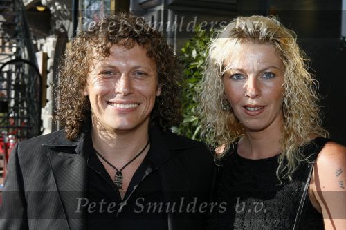 Amsterdam 15 juli 2006
Premiere Rembrandt in Carre.
Sieb v d Ploeg met zijn vriendin