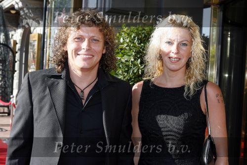 Amsterdam 15 juli 2006
Premiere Rembrandt in Carre.
Sieb v d Ploeg met zijn vriendin