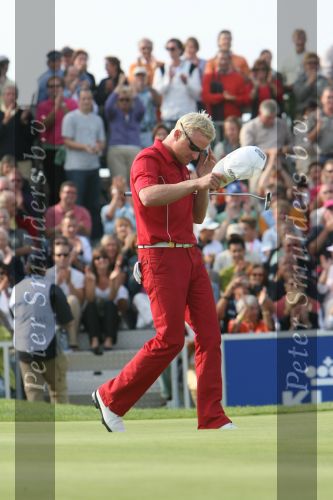 Zandvoort, 13 Augustus 2006 Dutch KLM Open Golf 2006
Kennemer Golfclub
Winnaar Simon Dyson uit Engeland maakt zijn winnende put