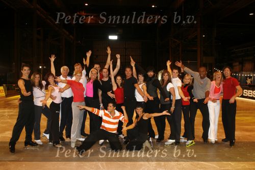 Utrecht 14 augustus 2006
Perspresentatie skating with the stars van sbs6.
Laura Vlasblom Leontien v Moorsel Klaas Wilting Marga Scheide Jody bernal hein Vergeer Maud idols Mari v d Ven Annemarie Thomas en Jaoa Varela