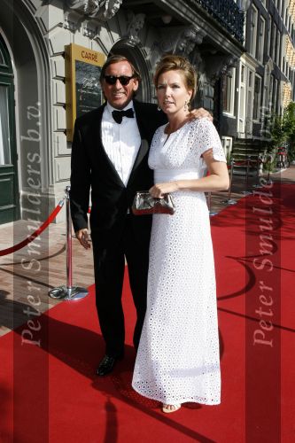 Amsterdam 20 juni 2006
Ingeborg Douwes gala in carre.
Theo Dietz met zijn vrouw Mariska
Peter Smulders bv