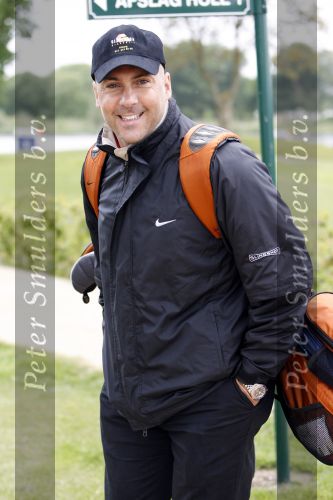 Naarderbos 1 juni 2006
Golfdag tbv de Richard Krajicek foundation.
Mental Theo Nabuurs
Peter Smulders bv