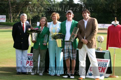 Molenschot, 22 Juli 2006
Golfclub Toxandria, Internationaal Golftoernooi Riverwoods 
Winnaar Tim Sluiter en Christel Boeljon samen met Bernardine de Vries Sluijter (Voorzitter van organisatie), Pe Kohnstamm (Voorzitter Toxandria) en Berthold Rosendahle (Riverwoods )