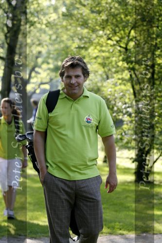 Amsterdam 9 juni 2006
Golf in het vondelpark voor Johan Cruyff foundation.
Toine v Peperstraten Bert Kuizenga  en Co Stompe
Peter Smulders bv
