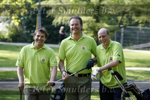Amsterdam 9 juni 2006
Golf in het vondelpark voor Johan Cruyff foundation.
Toine v Peperstraten Bert Kuizenga  en Co Stompe
Peter Smulders bv