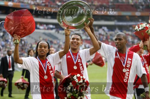 Amsterdam 13 augustus 2006
AJAX-PSV 3-1 om de Johan Cruyffschaal in de arena.
Urby Emanuelson Hedwiges Maduro en Ryan babel
Peter Smulders bv