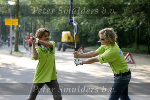 Amsterdam 9 juni 2006
Golf in het vondelpark voor Johan Cruyff foundation.
Sander Foppele en Valerie Zwikker
Peter Smulders bv