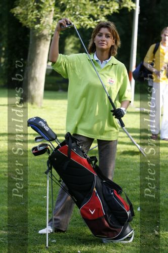 Amsterdam 9 juni 2006
Golf in het vondelpark voor Johan Cruyff foundation.
 Valerie Zwikker
Peter Smulders bv