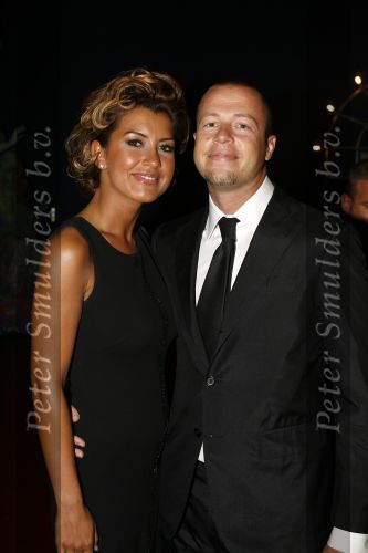 Hilversum 13 mei 2006
Coiffure awards in studio 21.
Valerie Zwikker met haar nieuwe vriend Chiel.
Peter Smulders bv
