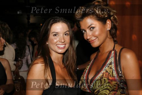 Amsterdam 13 juni 2006
FHM party in club Mansion.
Valerie Zwikker en Rossana Lima
Peter Smulders bv