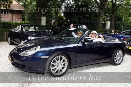Wassenaar 19 juni 2006
Beau Monde rally met cabrio\'s.
Vivian boelen en Christine Kroonenberg
Peter Smulders bv
