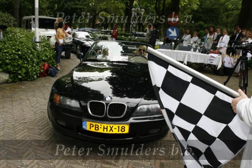 Wassenaar 19 juni 2006
Beau Monde rally met cabrio\'s.
Vivian Reys
Peter Smulders bv