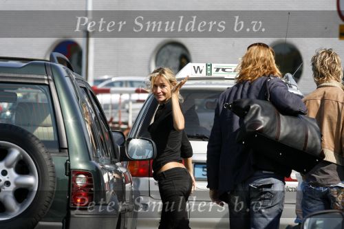 Schiphol 13 augustus 2006
Wendy v Dijk brengt Chris Zegers en zijn broer naar Schiphol.